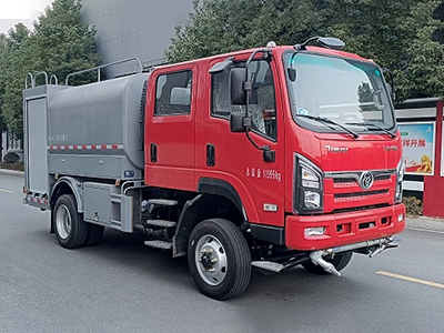 三環(huán)雙排四驅灑水車